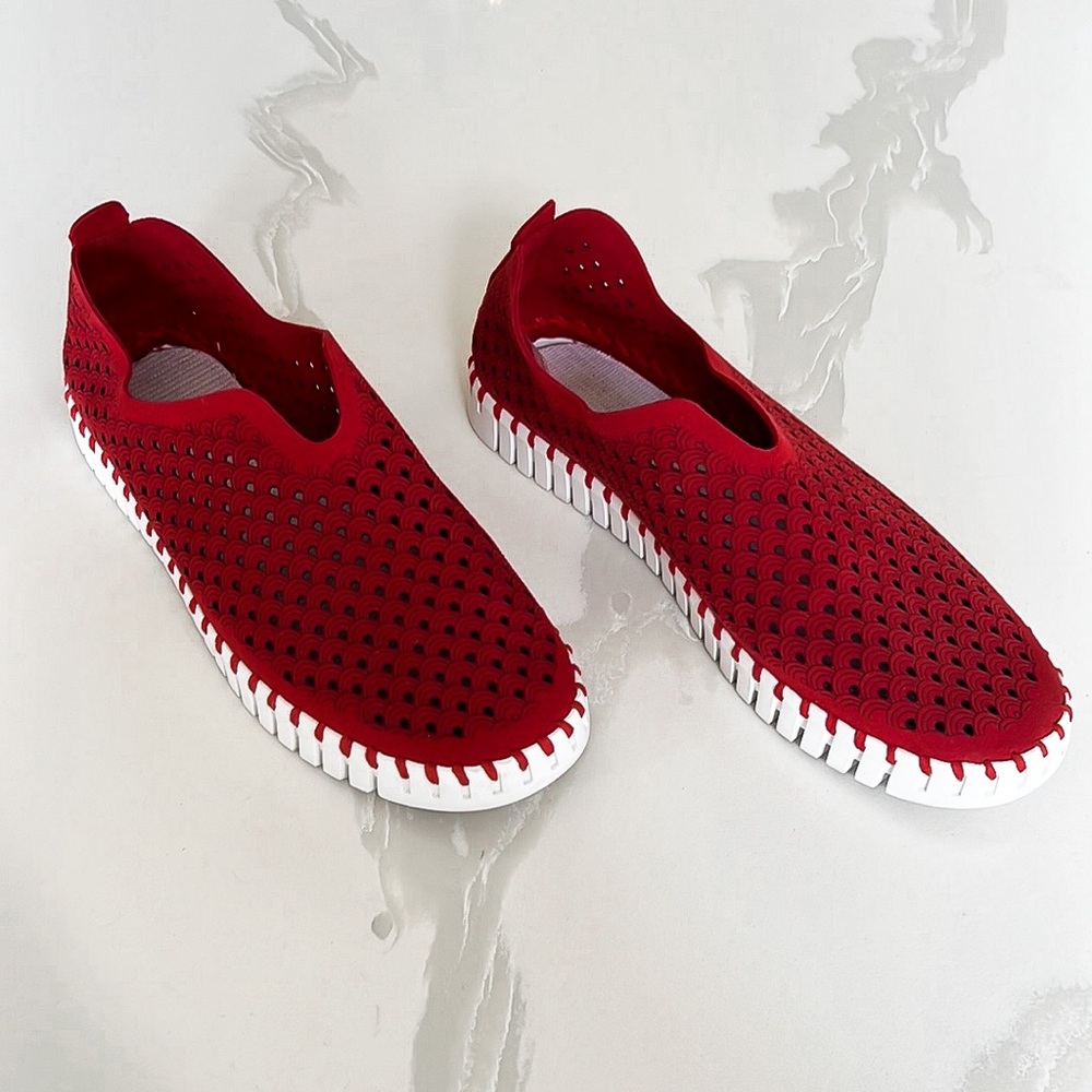Ilse Jacobsen Tulip Red & White Slip On Sneakers Womens Sz EU 42 US 11.5 - 12 - Picture 2 of 16